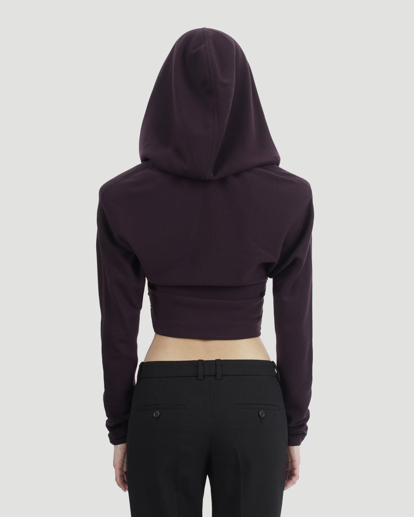 CROPPED HOODED TOP IN PRUNE