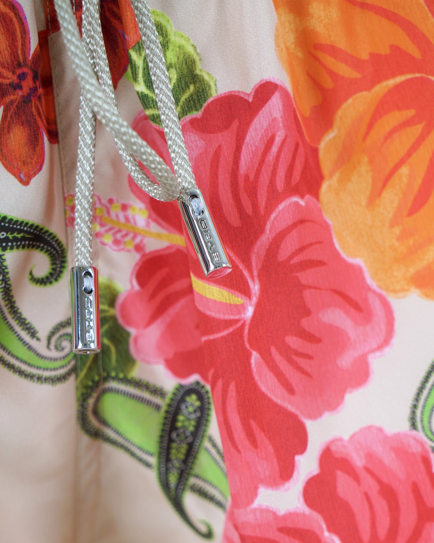 swim shorts with Paisley motif