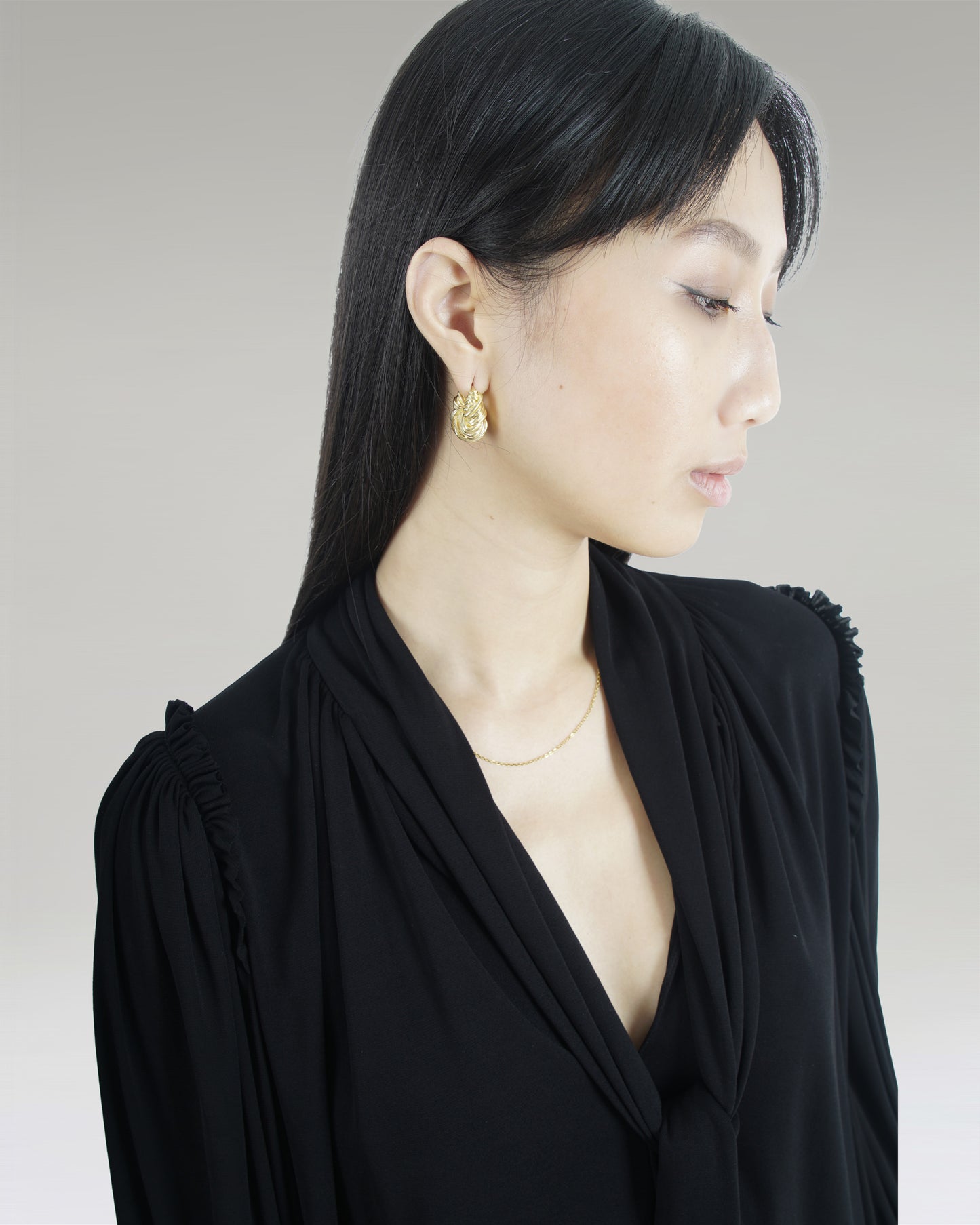 Asymmetric top in viscose crepe jersey
