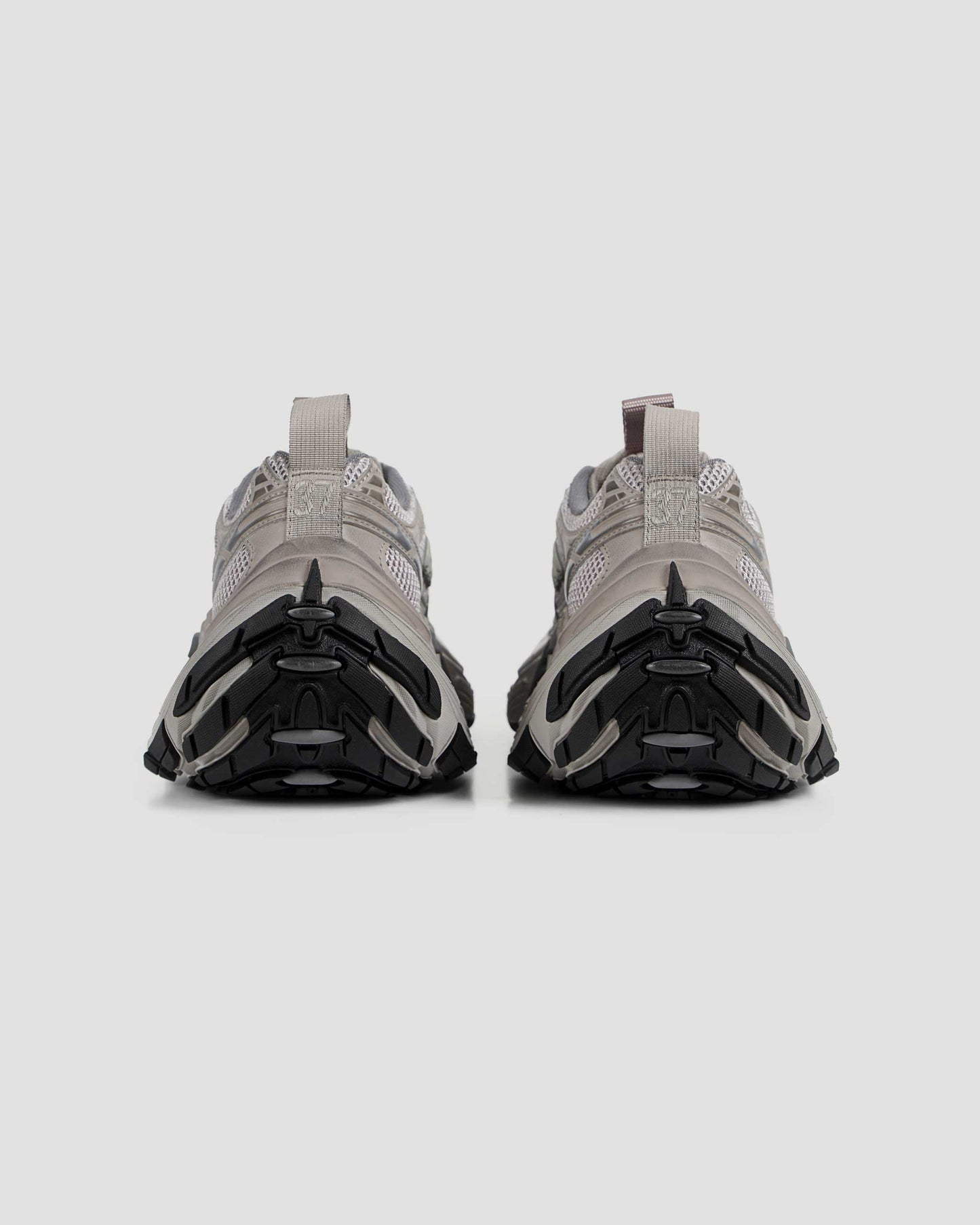 6XL Sneaker in Taupe, Grey And Black