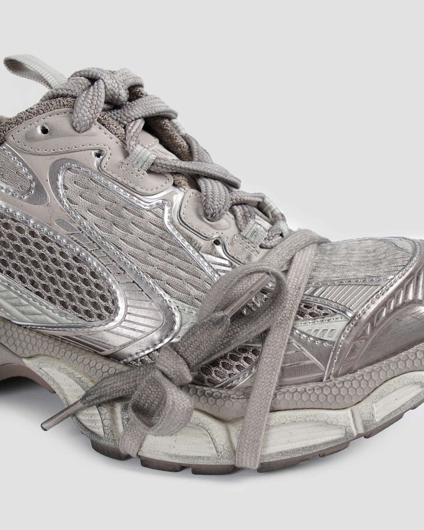 3XL Sneaker in Taupe