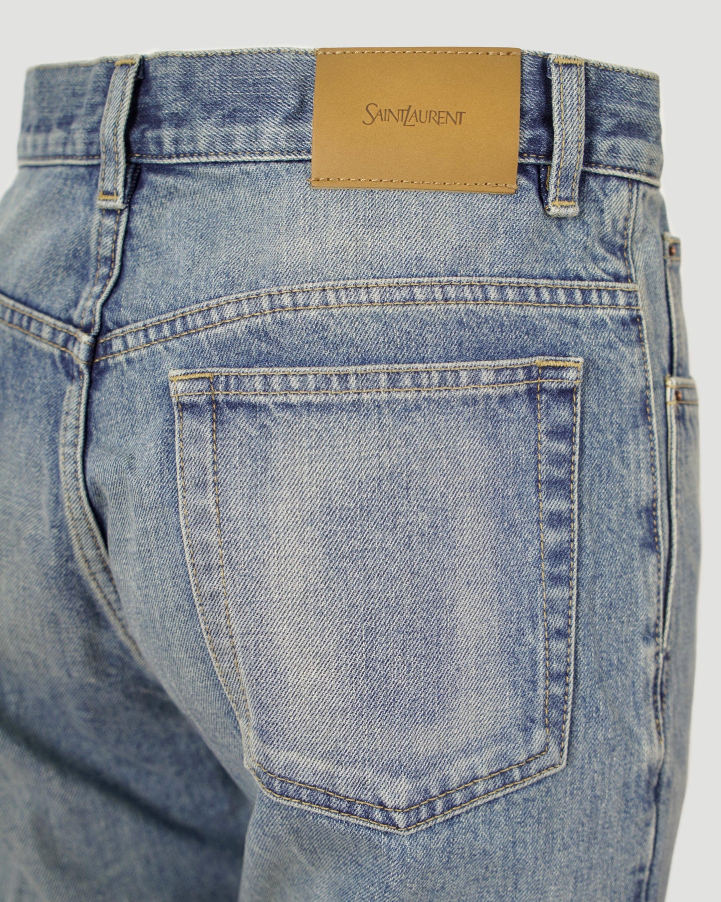 Straight Jeans in Benjamin Blue Denim