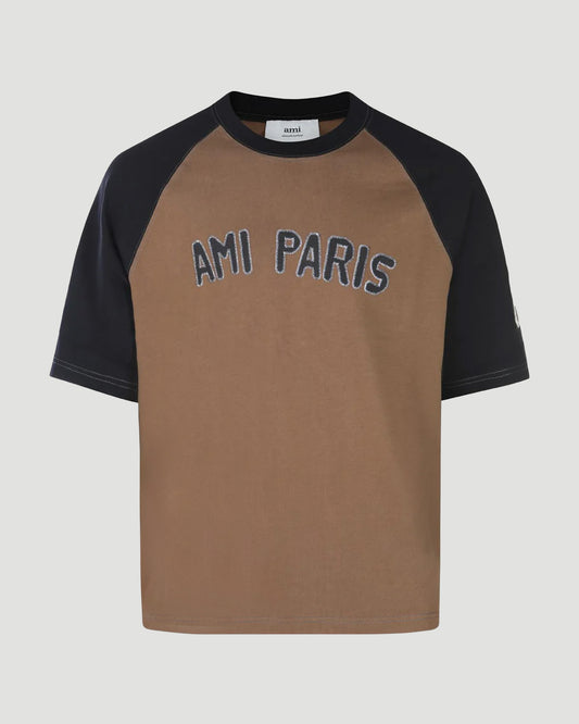Logo T-Shirt in Hazelnut
