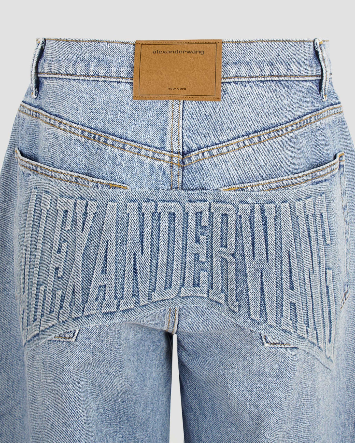 Oversized Rounded Mid-Rise Jeans