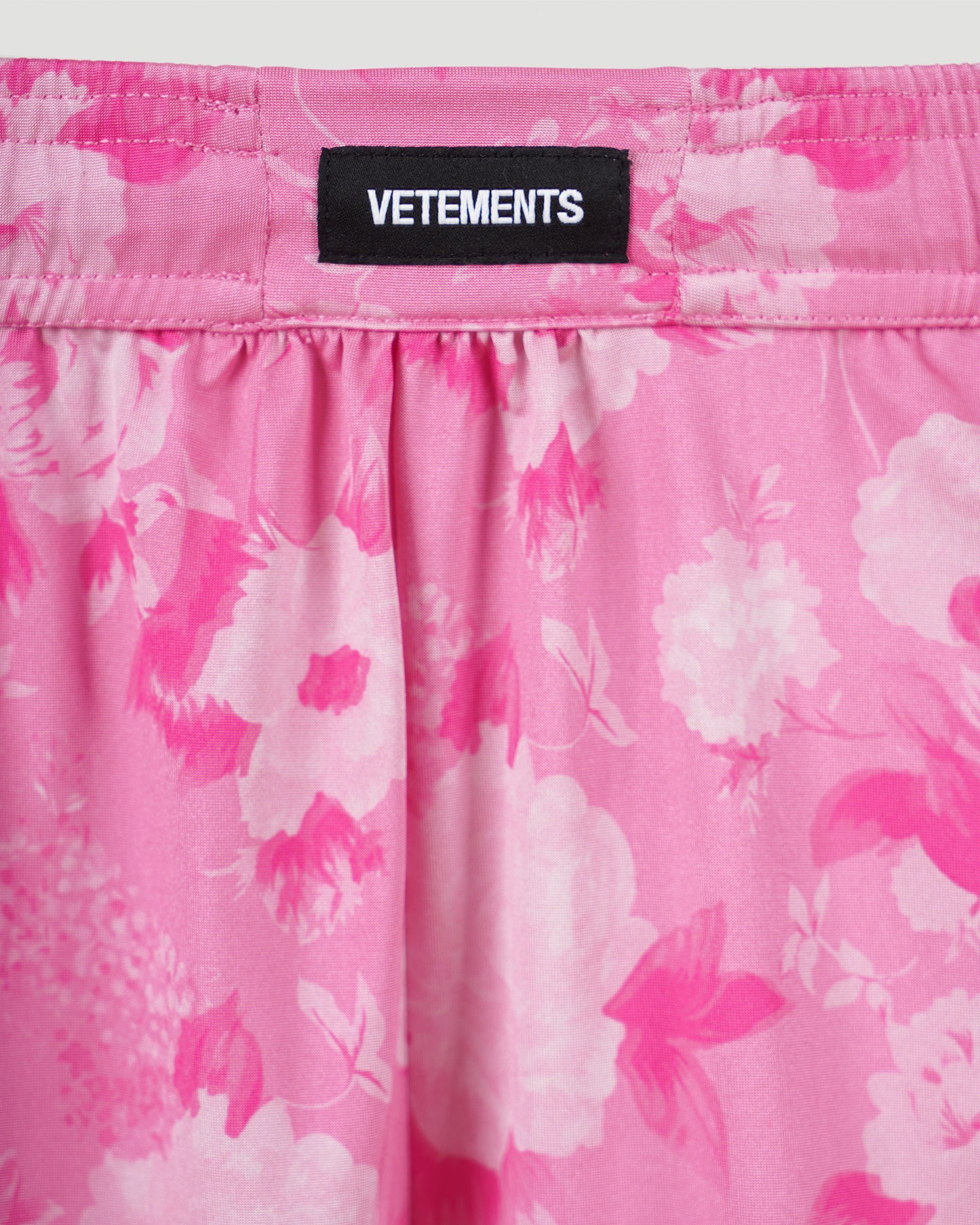 PINK SHORTS WITH FLORAL MOTIF