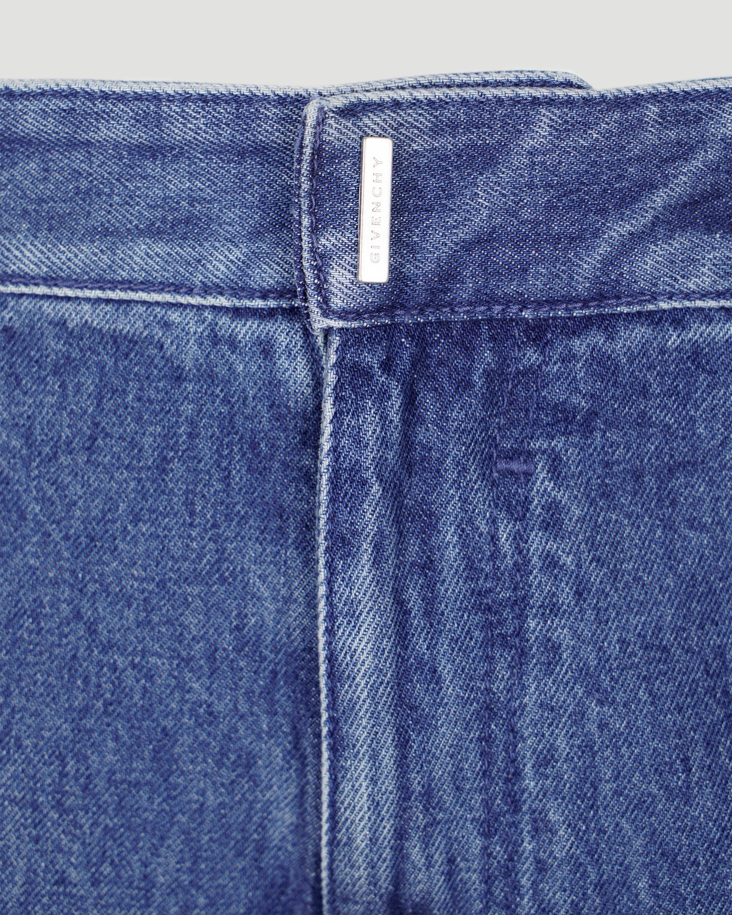 Multicutted denim cargo shorts