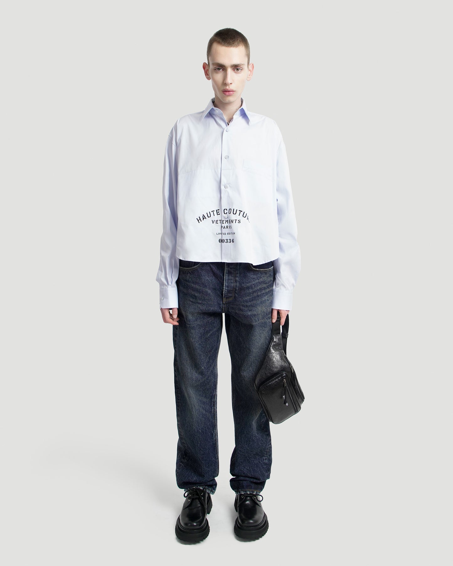 RELAXED JEANS IN NAVY BLUE