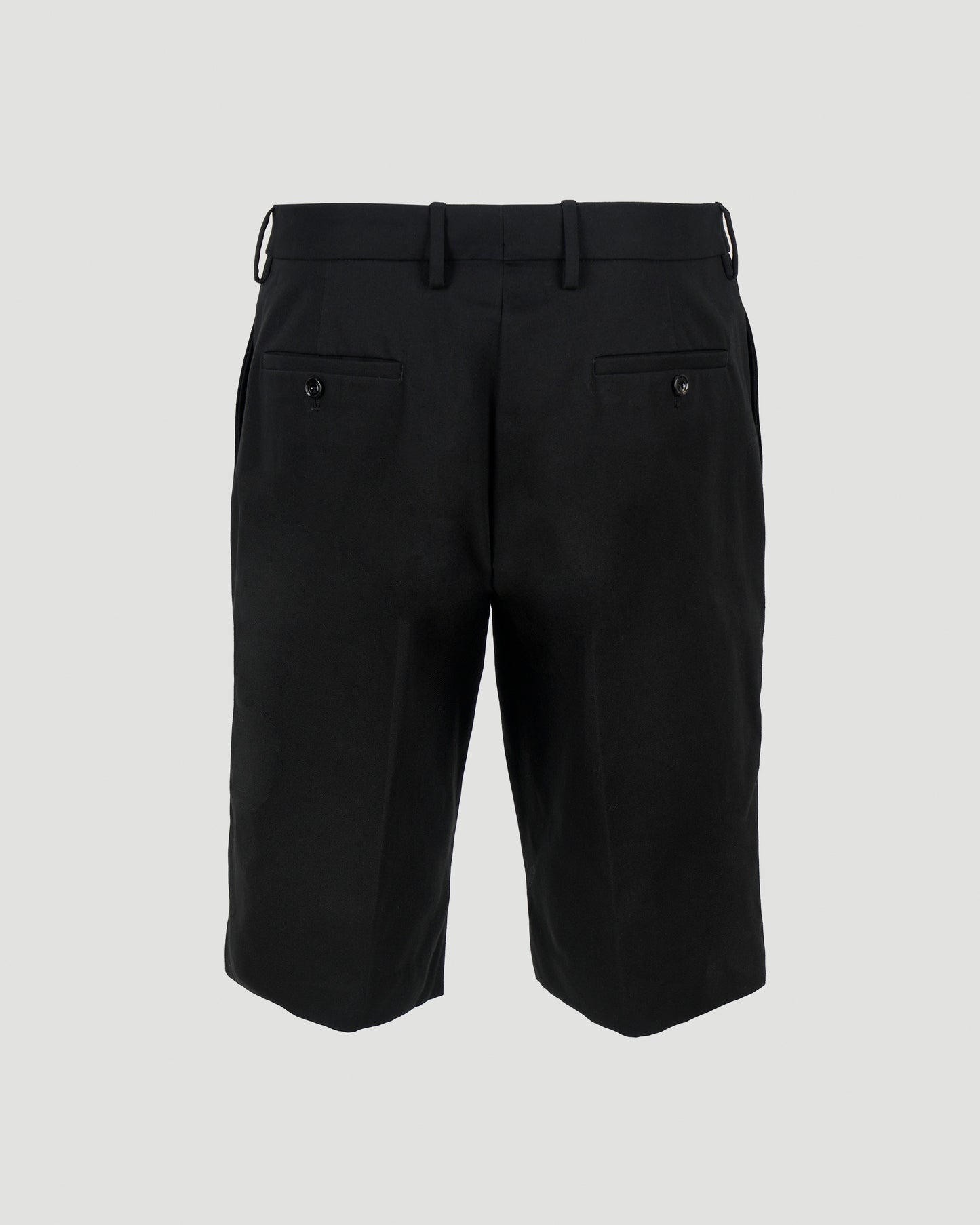 SHORT TROUSERS IN BLACK