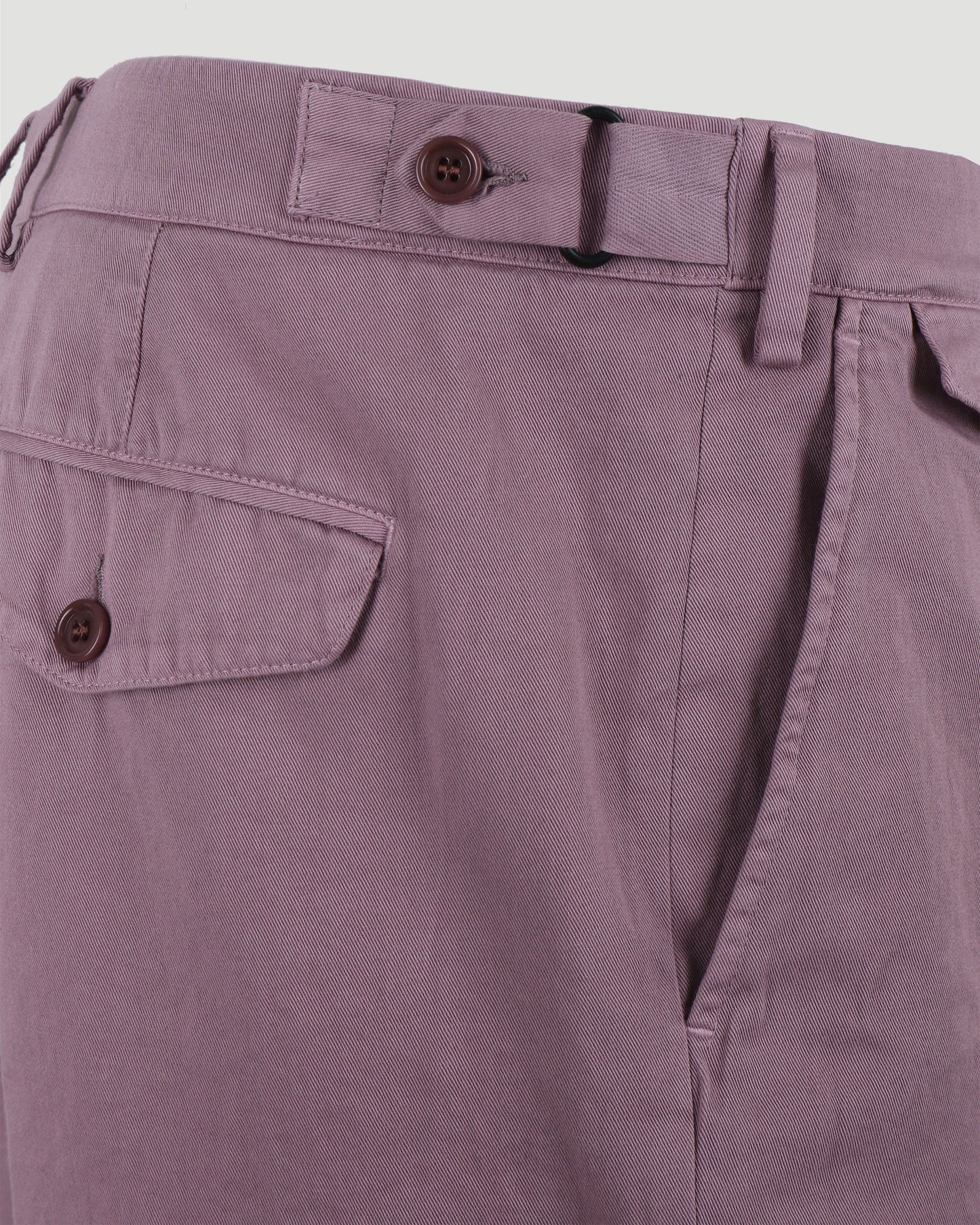 SHORTS IN PURPLE