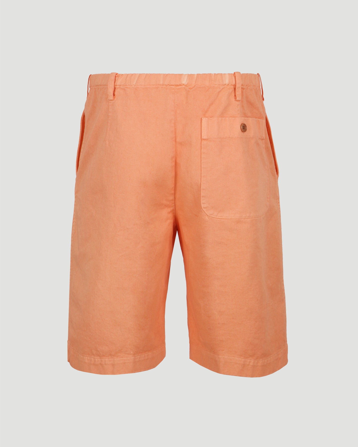 SHORTS IN ORANGE