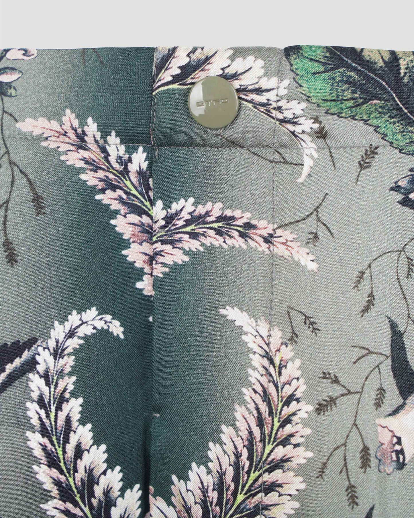 Silk pants with floral motif in green