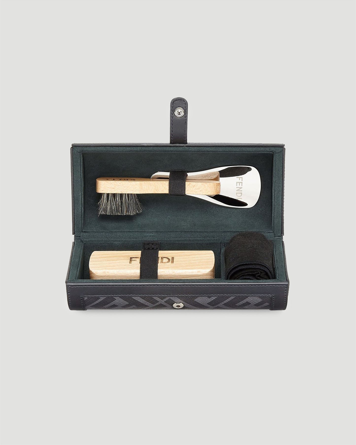 SHOE CARE KIT