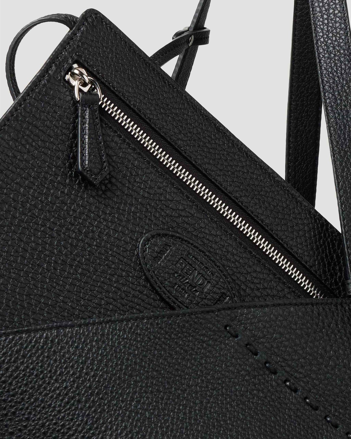 Selleria Diagonal Shopper Large in Black