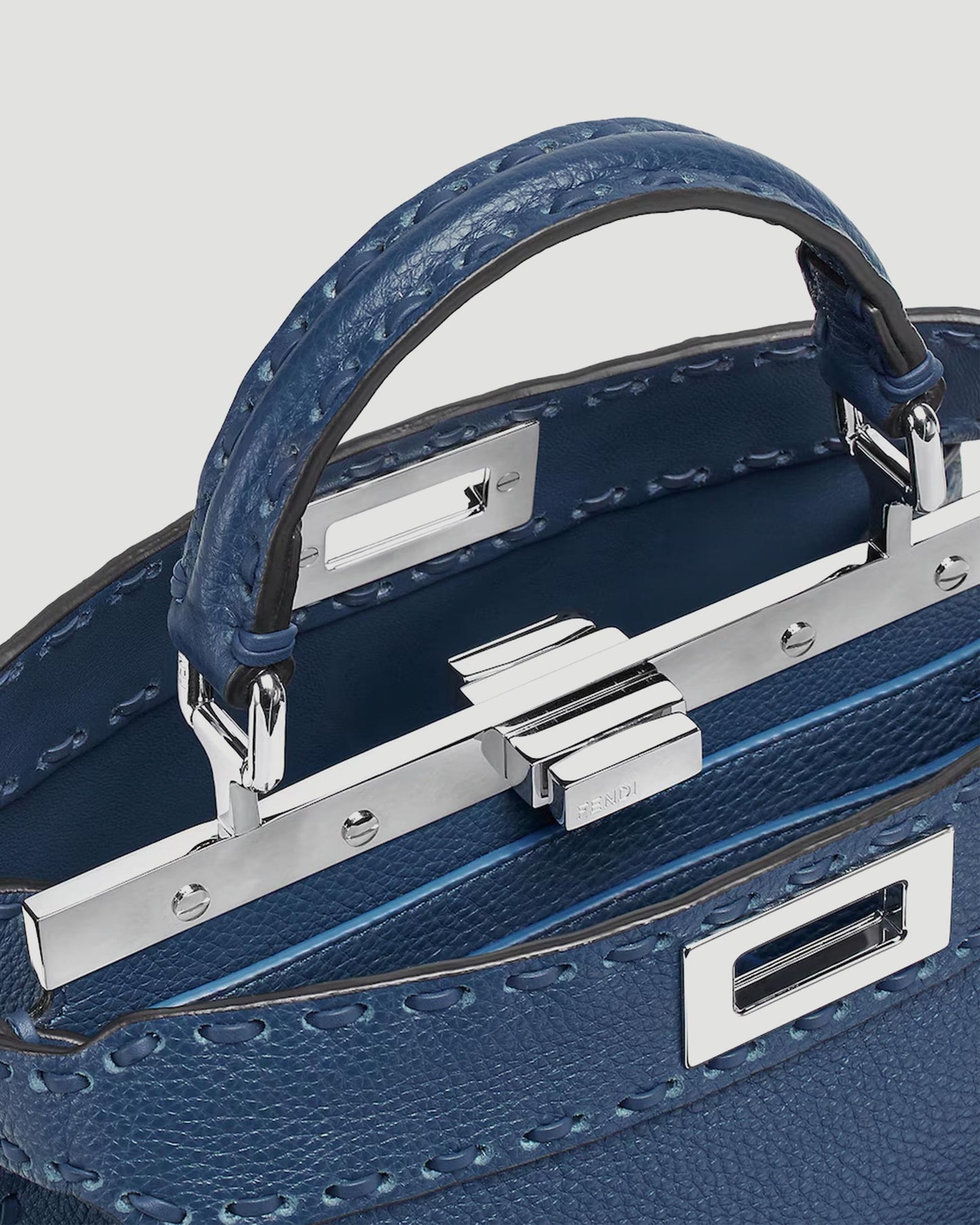 Peekaboo ISeeU Small Bag in Blue