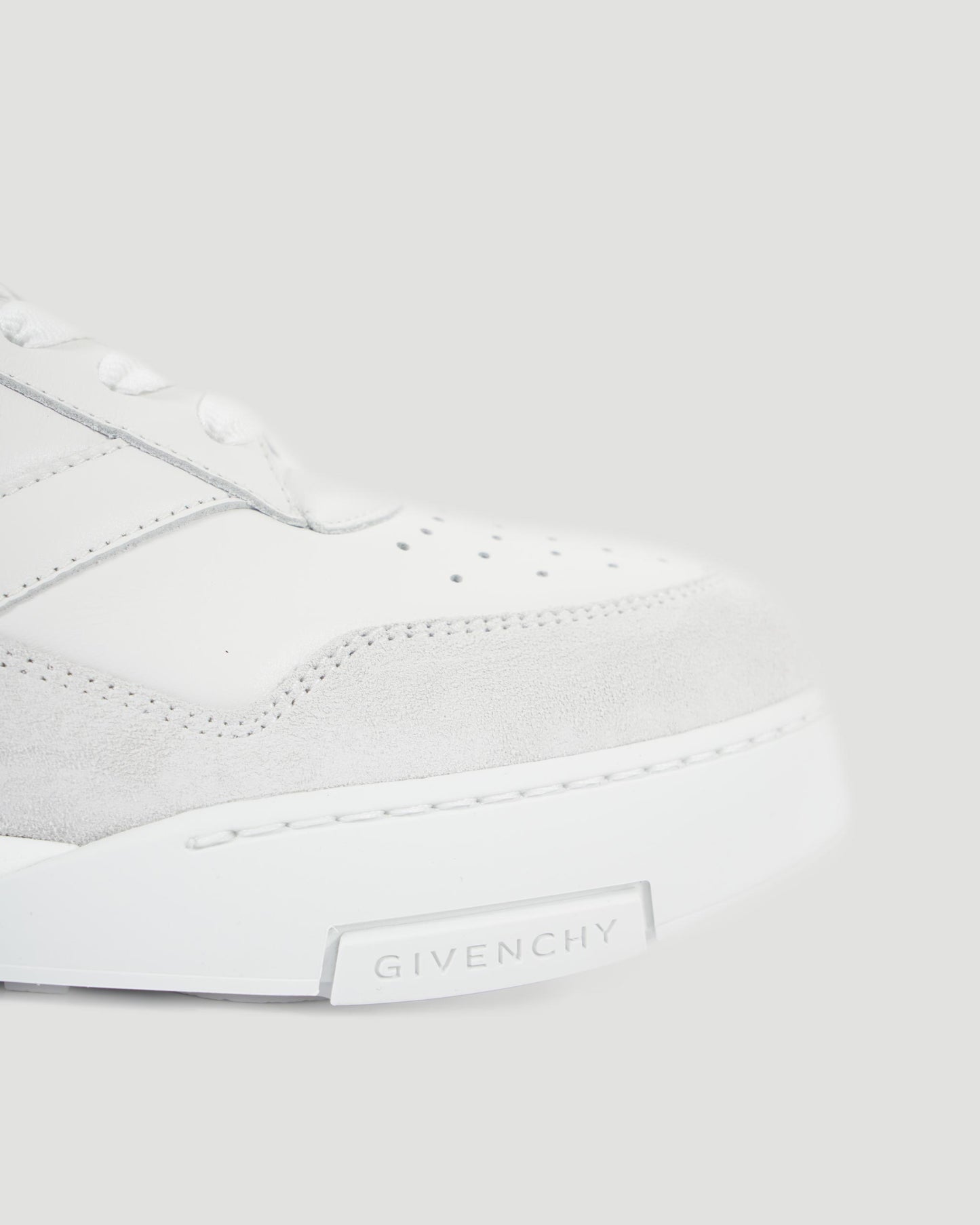 Yard Sneakers
