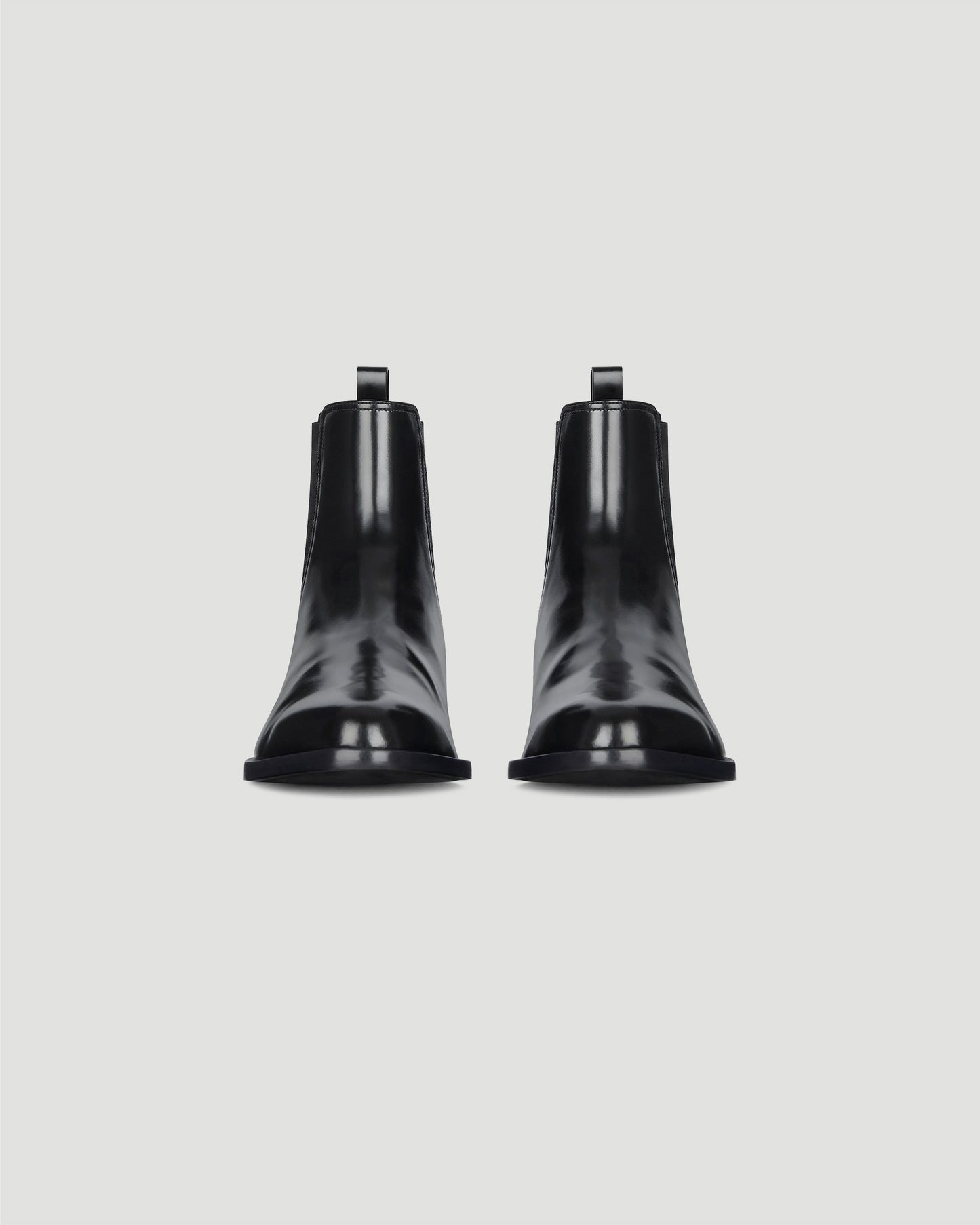 Classic Chelsea Boots in Leather