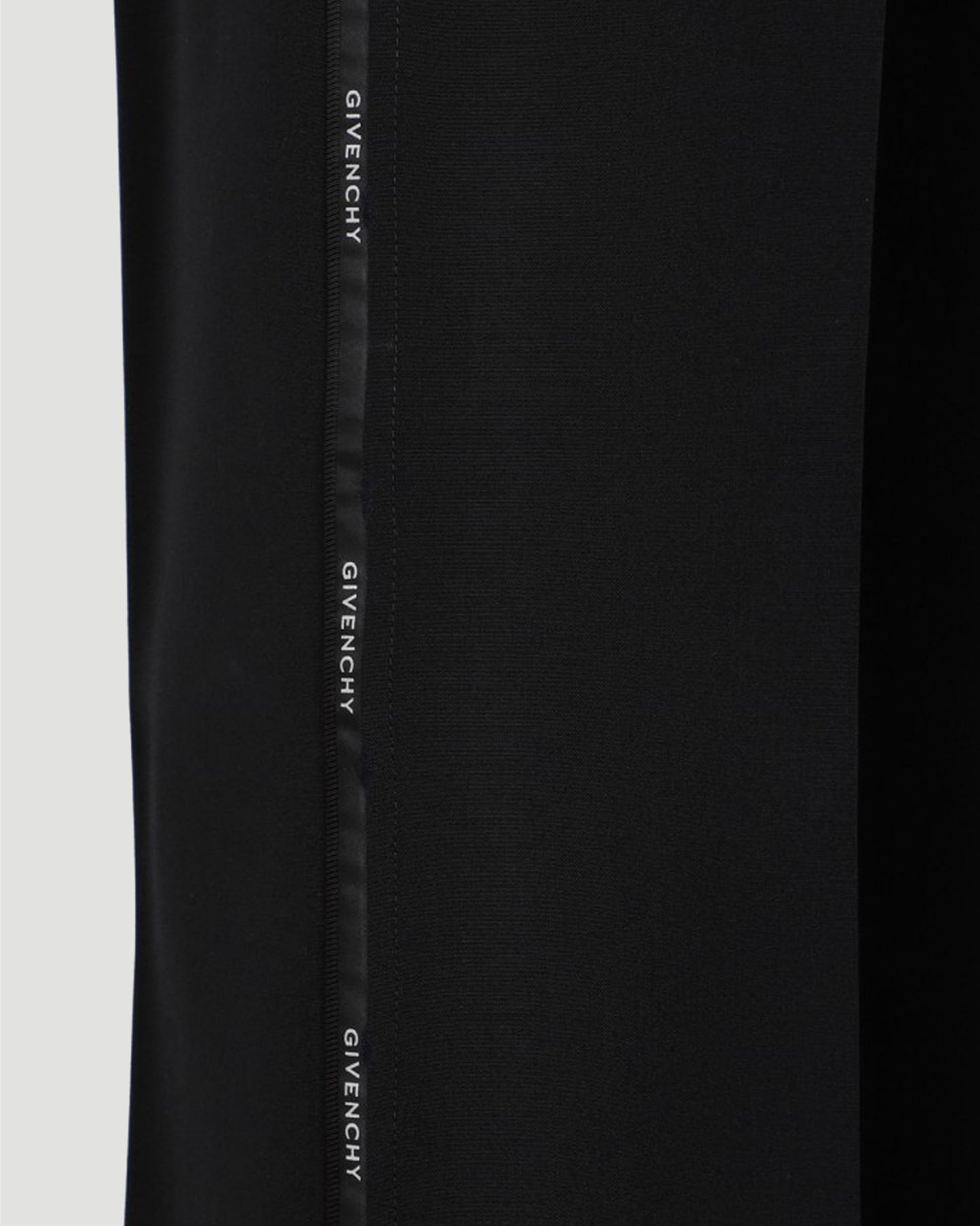 TAILORED TROUSERS IN BLACK