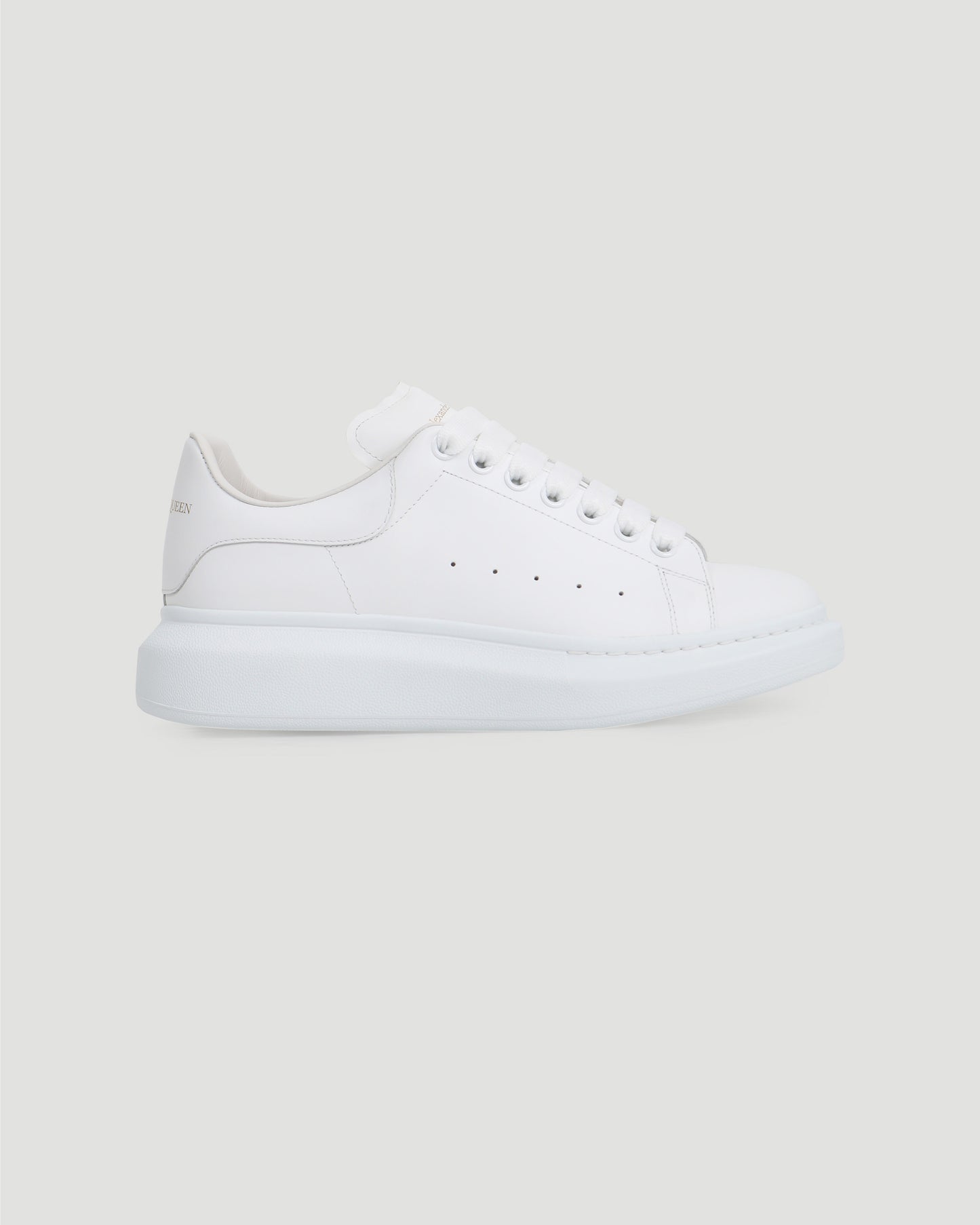 Oversized sneakers in white