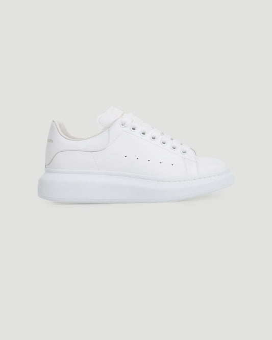 Oversized sneakers in white