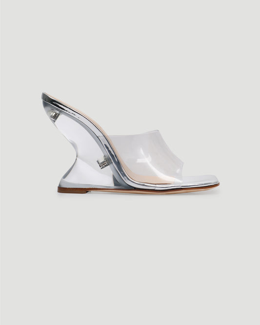 Inverted wedge mule in PVC