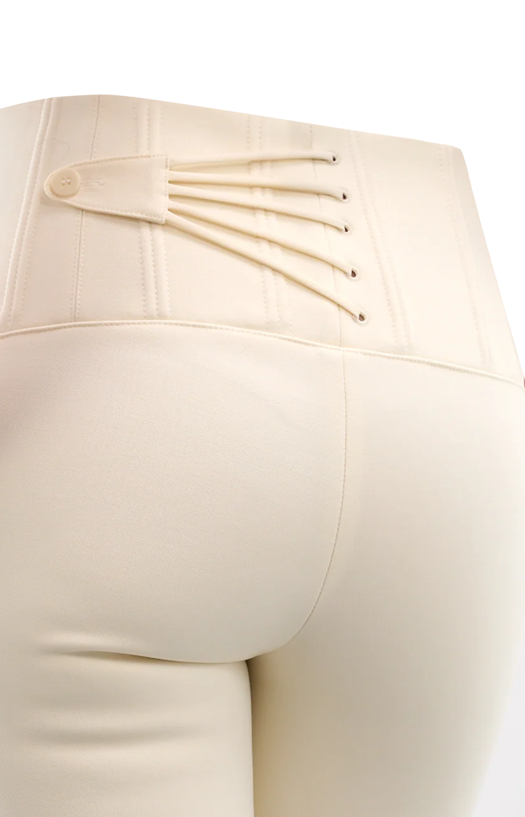 Arlésien Capri Pants in White
