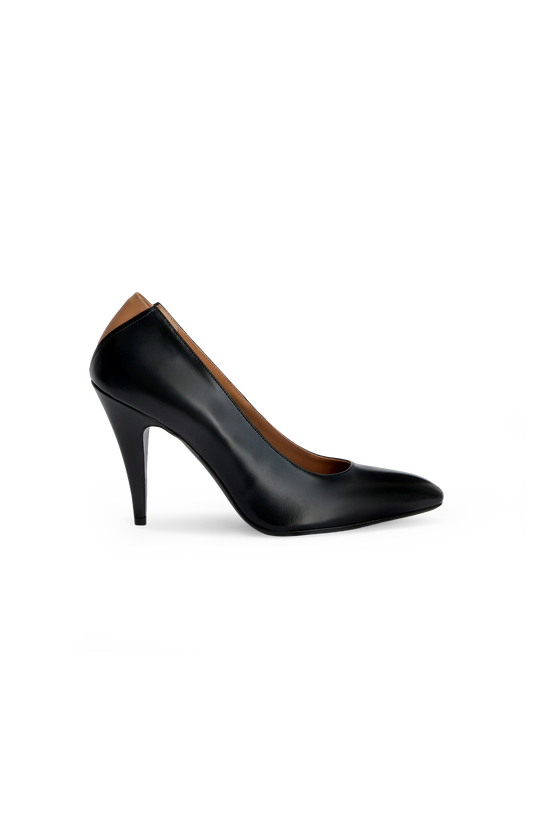 Jil Sander Alma Pumps in Black — front view