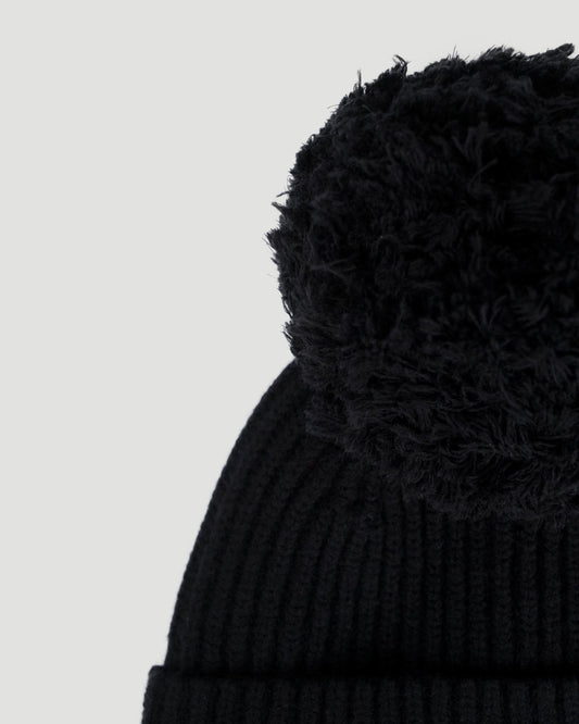 WOOL BEANIE IN BLACK