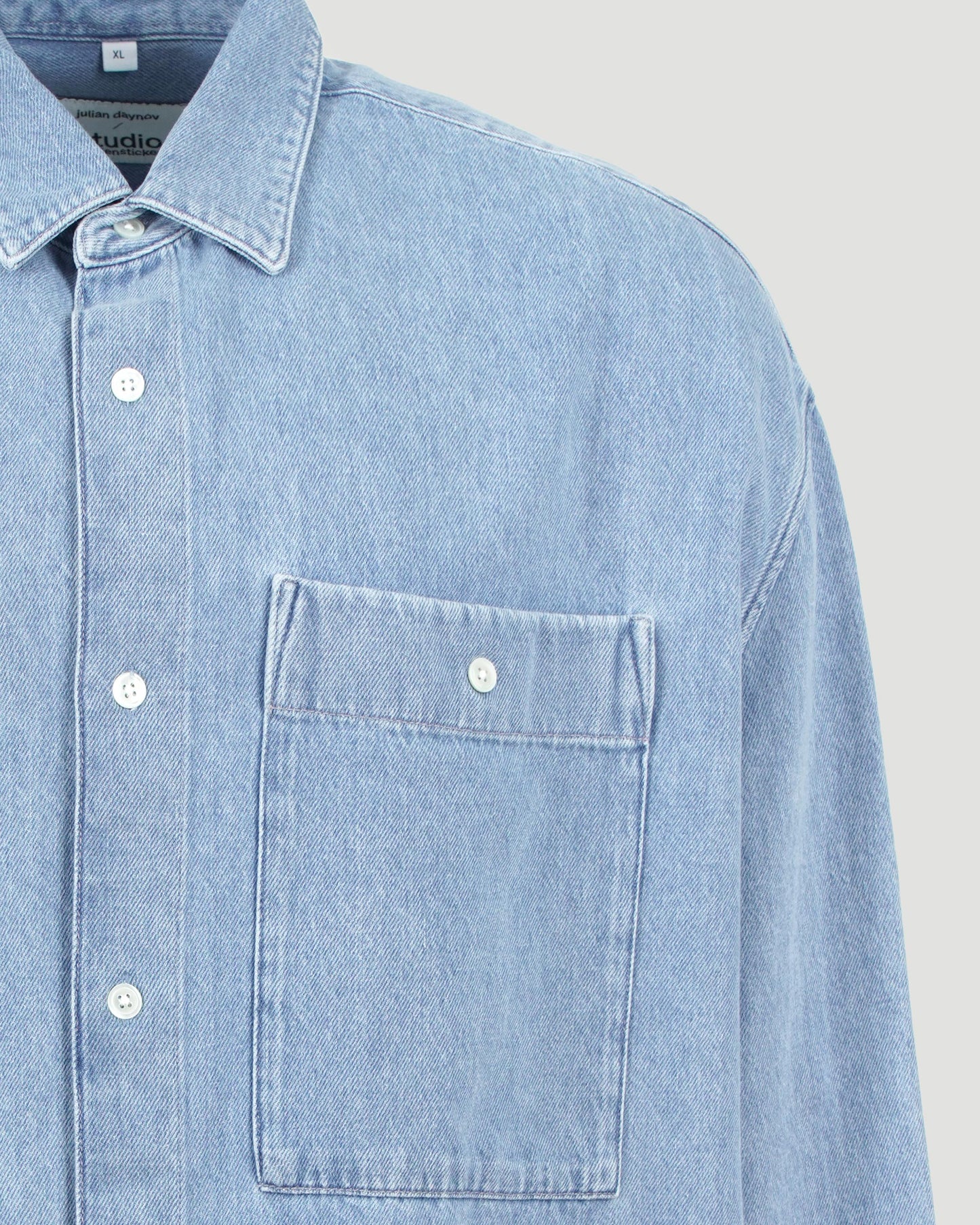 Collar shirt in medium blue