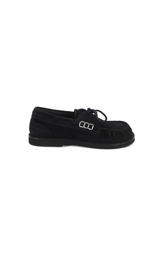 leather loafers in black