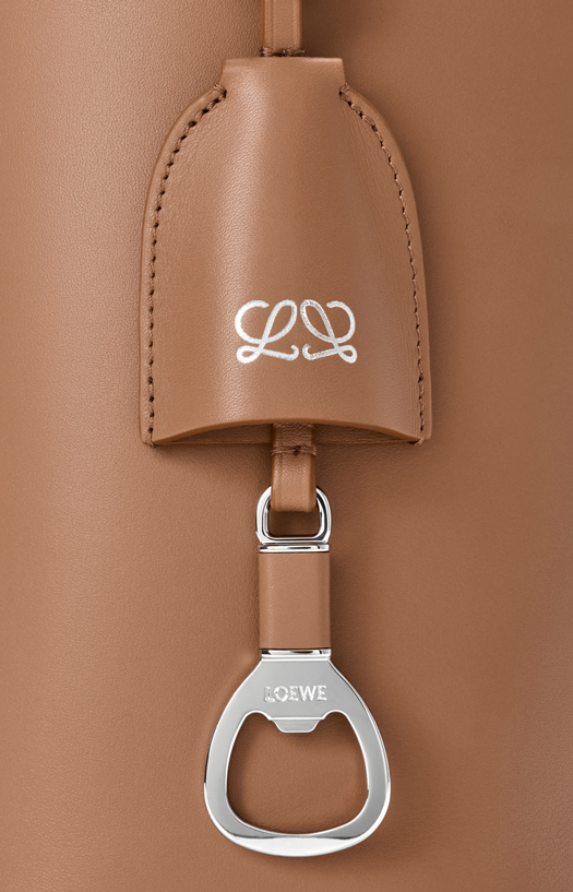 Medium Bilbao Bucket in Mocha