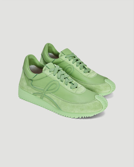 Flow runner in calfskin