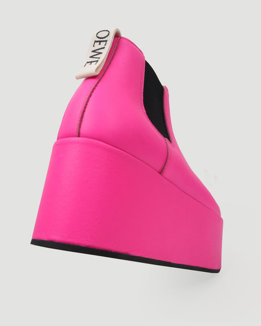 Leather platform Chelsea boots