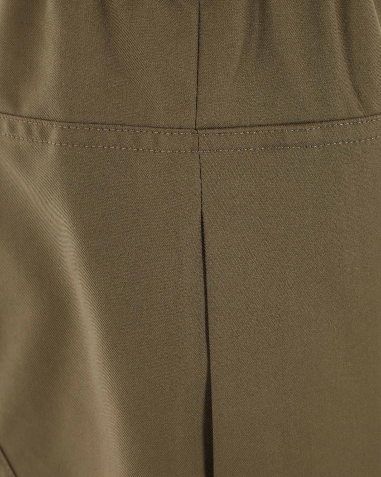 Elasticated trousers in khaki brown