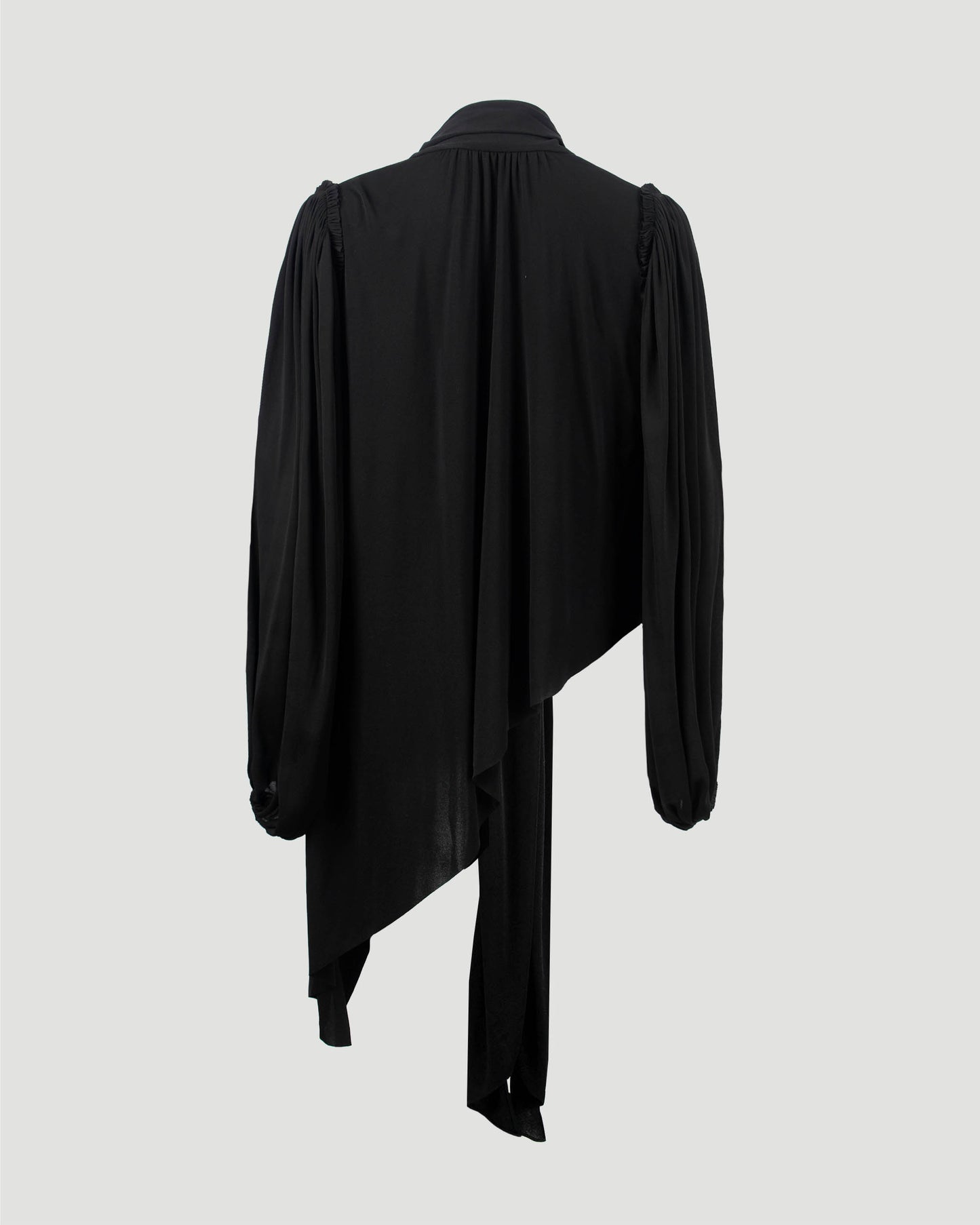 Asymmetric top in viscose crepe jersey
