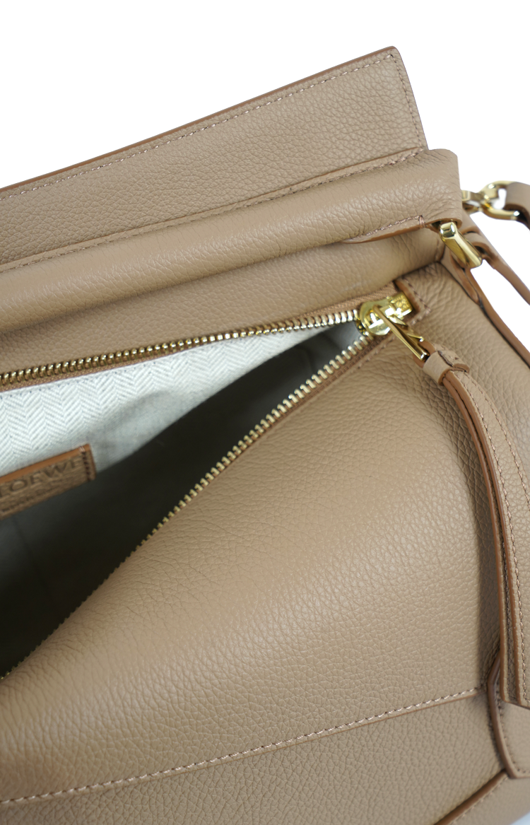 Medium Puzzle Edge Bag in Soft Grained Calfskin
