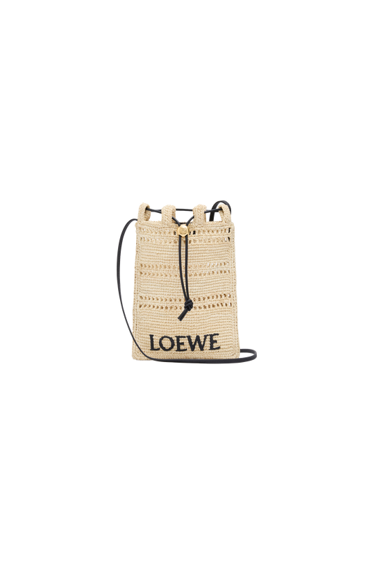 Drawstring pocket in raffia