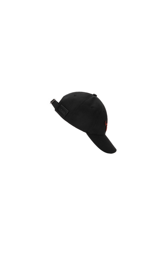 L patch cap in cotton