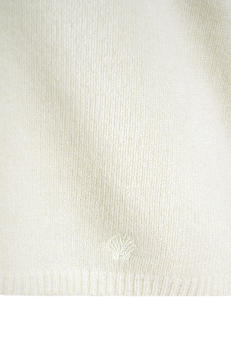 Sibyl Off the Shoulder Sweater in Ivory