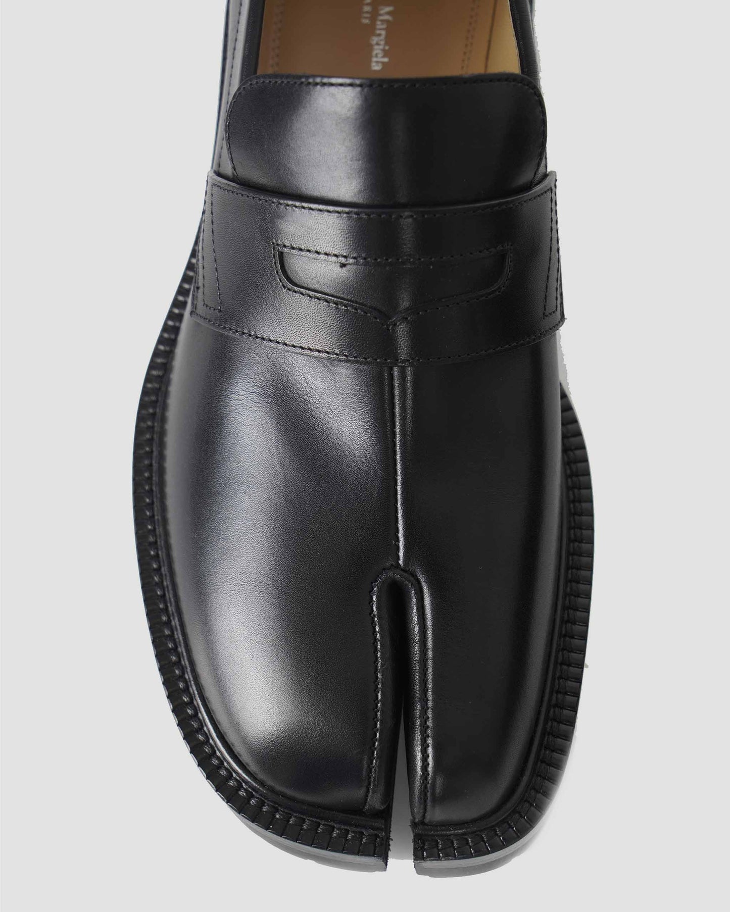 Tabi Loafers in Black