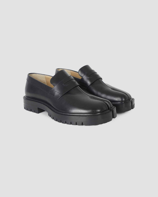 Tabi Loafers in Black