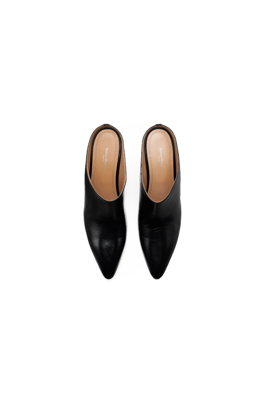 Heel-Less Mules in Black