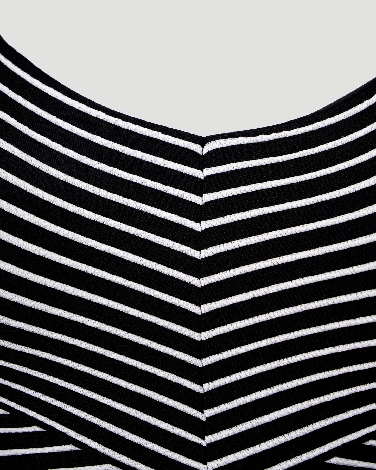 CHLOE BIKINI IN BLACK AND WHITE