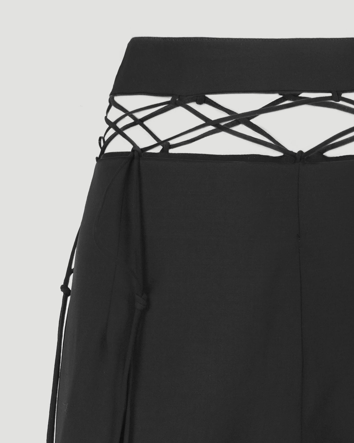 TROUSERS IN BLACK