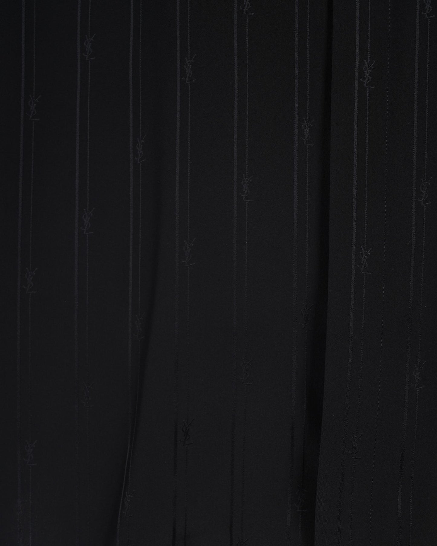SHIRT IN MATTE AND SHINY CASSANDRE STRIPED SILK