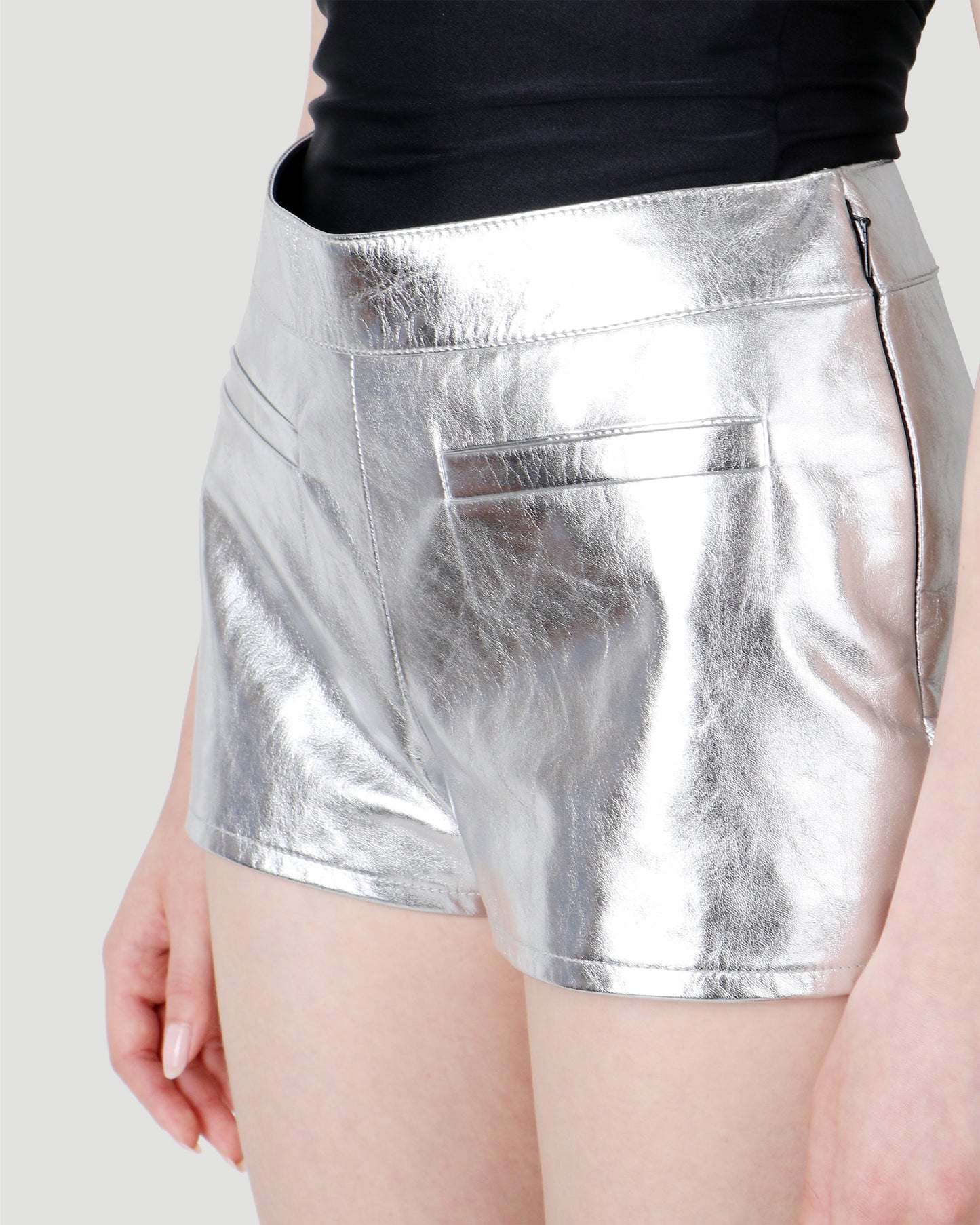 MINI SHORTS IN LAMÉ CALFSKIN