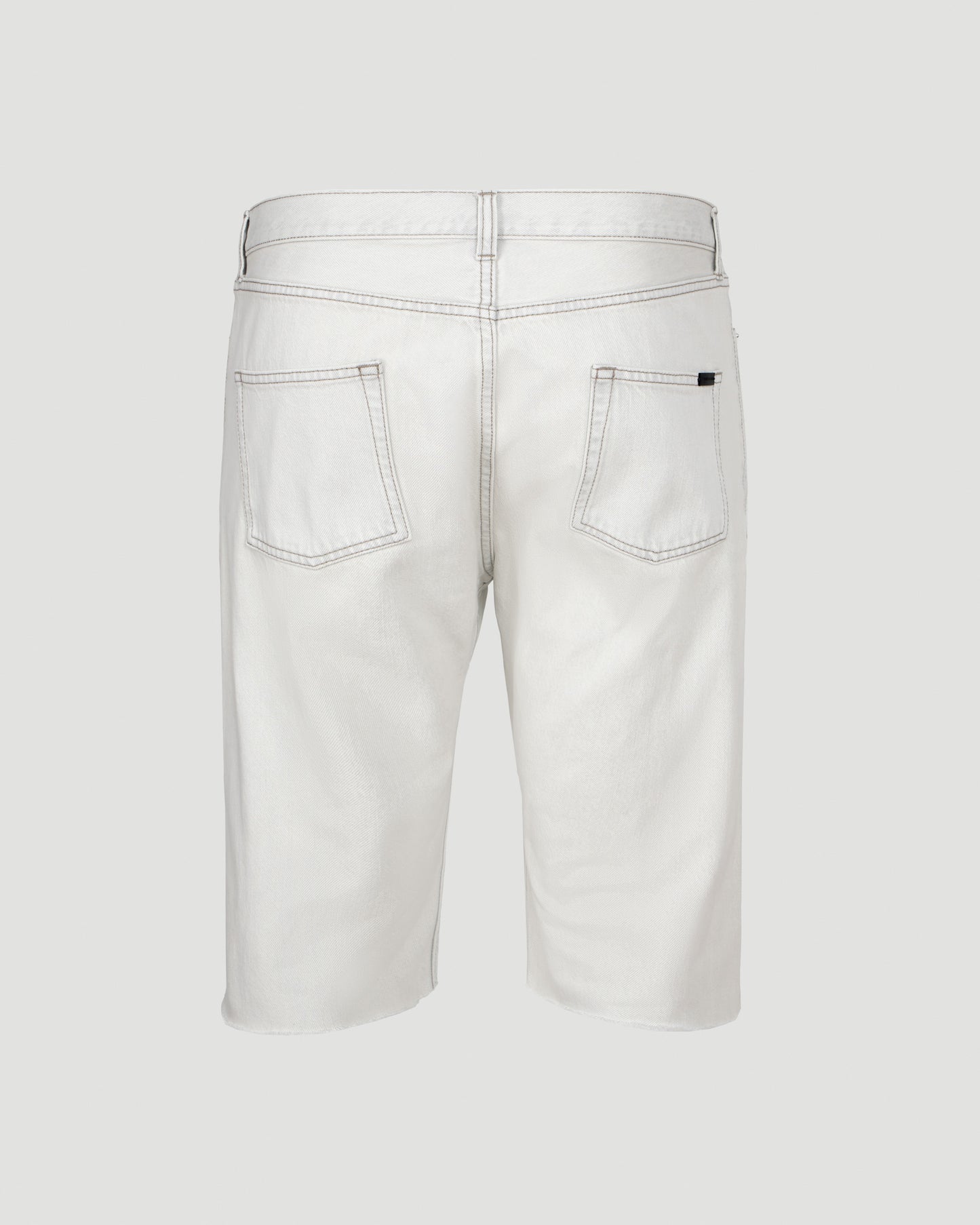 RELAXED-FIT SHORTS IN WHITE