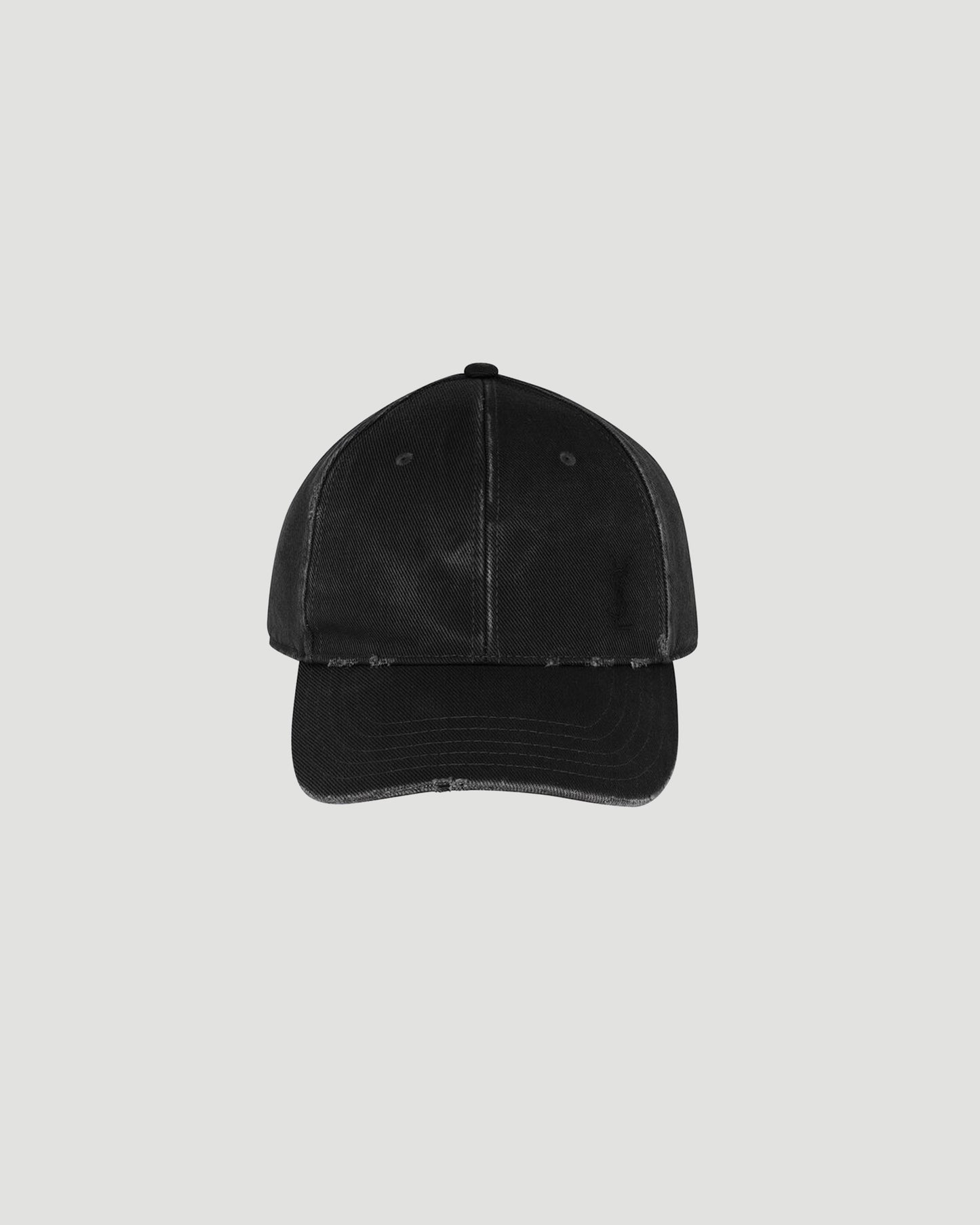 CASSANDRE CAP IN BLACK WASHED DENIM