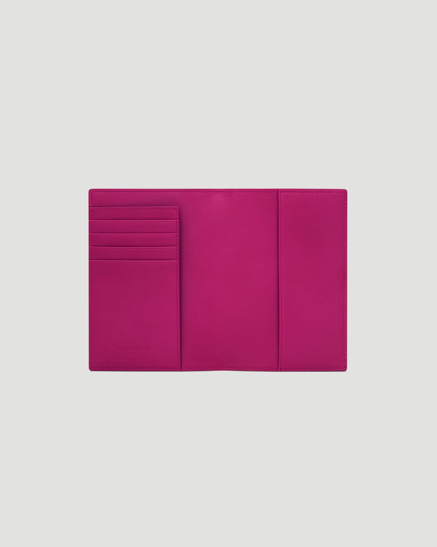 SHINY LEATHER PASSPORT HOLDER