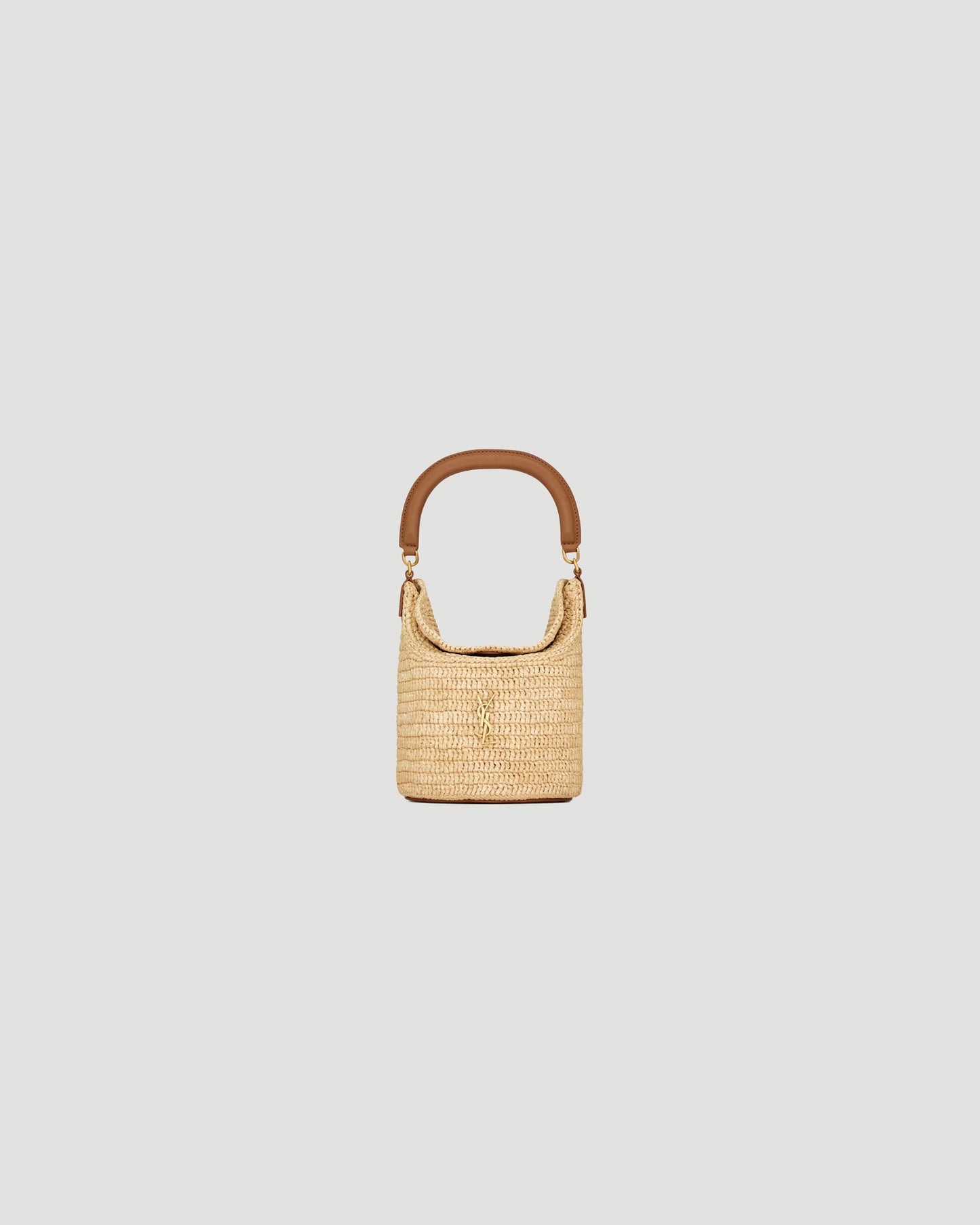 Gaby Bucket Bag in Raffia
