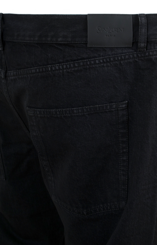 Straight-Leg Jeans in Black